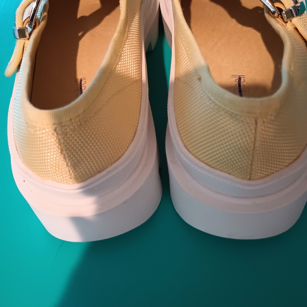 Jeffrey Campbell Pastel chunky lug shoes! - Picture 5 of 6